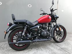 2022 Royal Enfield
Meteor 350 Fireball