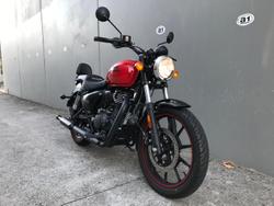 2022 Royal Enfield
Meteor 350 Fireball