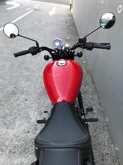 2022 Royal Enfield
Meteor 350 Fireball