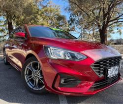 2020 Ford
Focus ST-Line