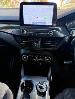 2020 Ford
Focus ST-Line