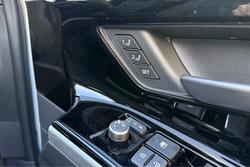 2025 Subaru Solterra AWD Touring