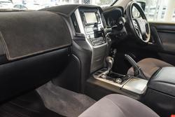 2019 Toyota Landcruiser GXL VDJ200R 4X4 Dual Range Glacier White