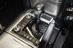 2019 Toyota Landcruiser GXL VDJ200R 4X4 Dual Range Glacier White