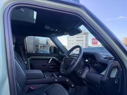 2022 Land Rover Defender 110 P400 75th Edition L663 MY23.5 AWD Grasmere Green