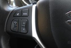 2022 Suzuki
                Vitara Turbo