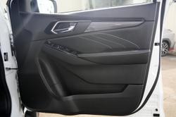 2023 Isuzu
                MU-X LS-T