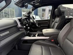2024 RAM 1500 Laramie DT MY24 4X4 Dual Range Bright White