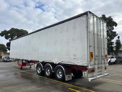 2010 Maxitrans St3 34 Pallet Sd Refrigerated Curtain Sider