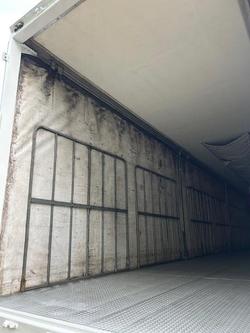 2010 Maxitrans St3 34 Pallet Sd Refrigerated Curtain Sider