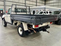 2018 Toyota Landcruiser Workmate VDJ79R 4X4 Dual Range French Vanilla