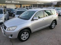 2011 Toyota
RAV4 CV