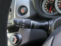 2011 Toyota
RAV4 CV