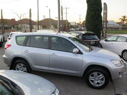 2011 Toyota
RAV4 CV