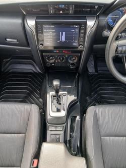 2023 Toyota Fortuner GX GUN156R 4X4 Dual Range White