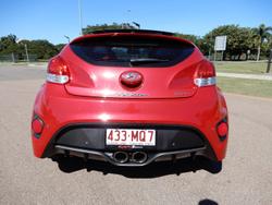 2014 Hyundai Veloster SR Turbo FS3 Veloster Red