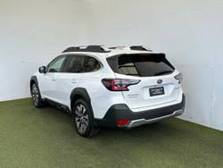 2025 Subaru
Outback AWD Touring