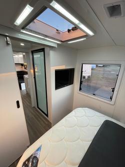 2021 Lotus Caravans 22' Freelander Rear Club Lounge