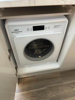 2021 Lotus Caravans 22' Freelander Rear Club Lounge