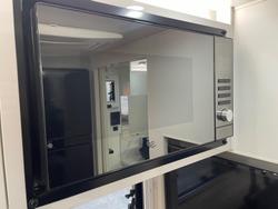 2021 Lotus Caravans 22' Freelander Rear Club Lounge