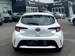 2023 Toyota
Corolla Ascent Sport Hybrid