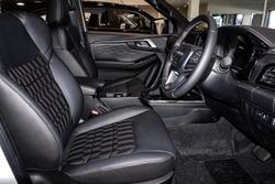 2025 Isuzu D-MAX LS-U+