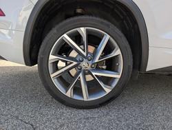 2024 SKODA Kodiaq Sportline NS MY24 4X4 Moon White