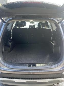 2019 Hyundai
                Santa Fe Highlander