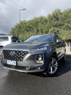 2019 Hyundai
                Santa Fe Highlander
