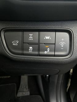 2019 Hyundai
                Santa Fe Highlander