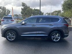 2019 Hyundai
                Santa Fe Highlander