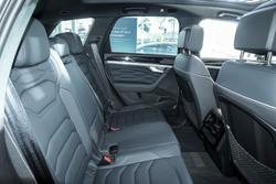 2025 Volkswagen
                Touareg 210TDI R-Line