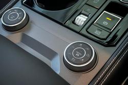 2025 Volkswagen
                Touareg 210TDI R-Line