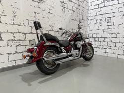 2000 Suzuki Intruder 1500LC (VL1500) Intruder Red