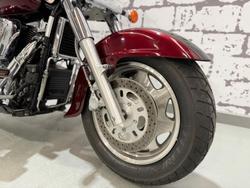 2000 Suzuki Intruder 1500LC (VL1500) Intruder Red
