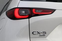 2025 Mazda
CX-5 G25 Akera