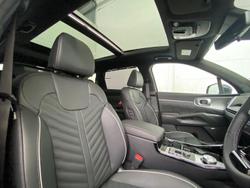 2024 Kia
Sorento GT-Line