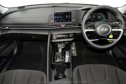2025 Hyundai
i30 Hybrid