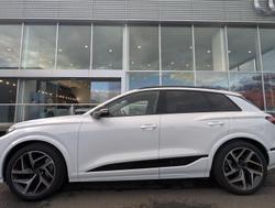 2024 Audi Q6 e-tron GF MY25 Four Wheel Drive Glacier White
