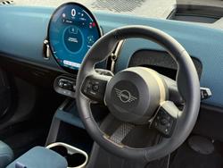 2025 MINI Countryman C Favoured
