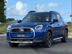 2025 MINI Countryman C Favoured