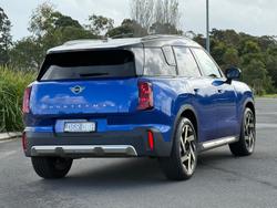 2025 MINI Countryman C Favoured