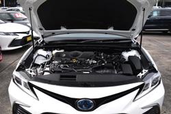 2024 Toyota Camry Ascent AXVH70R Glacier White