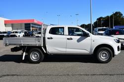 2024 Isuzu
                D-MAX SX