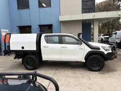 2016 Toyota
Hilux SR