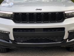 2023 Jeep
Grand Cherokee Night Eagle