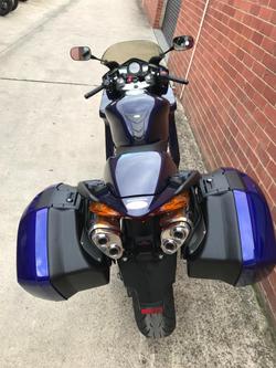 2003 Honda
VFR800Fi