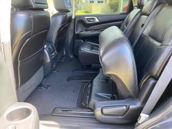 2015 Nissan
                Pathfinder Ti