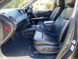 2015 Nissan
                Pathfinder Ti