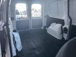 2025 HYUNDAI STARIA US4.V3 STARIA LOAD 2S 2.2D TSWING AT CREAMY WHITE